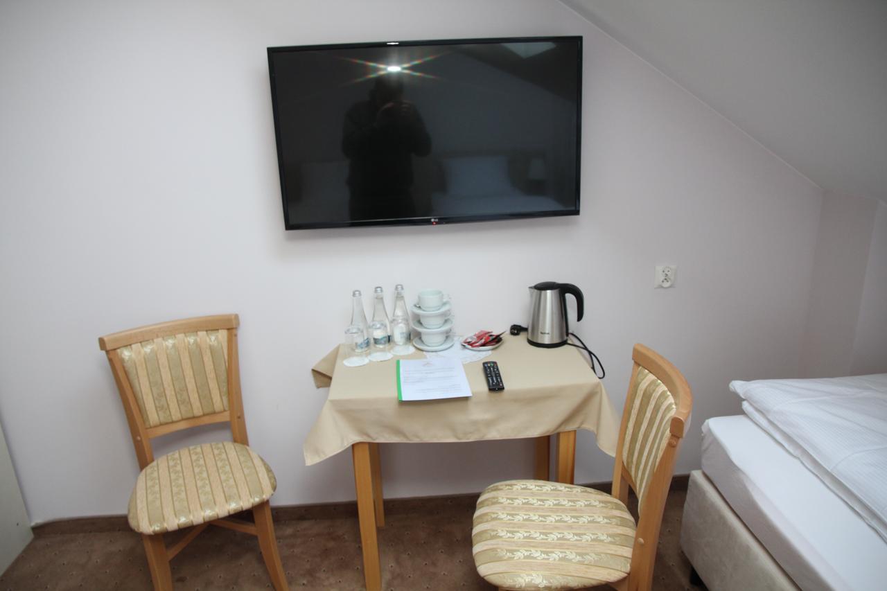 Gosciniec Pod Mlynem Hotel Inowrocław Kültér fotó